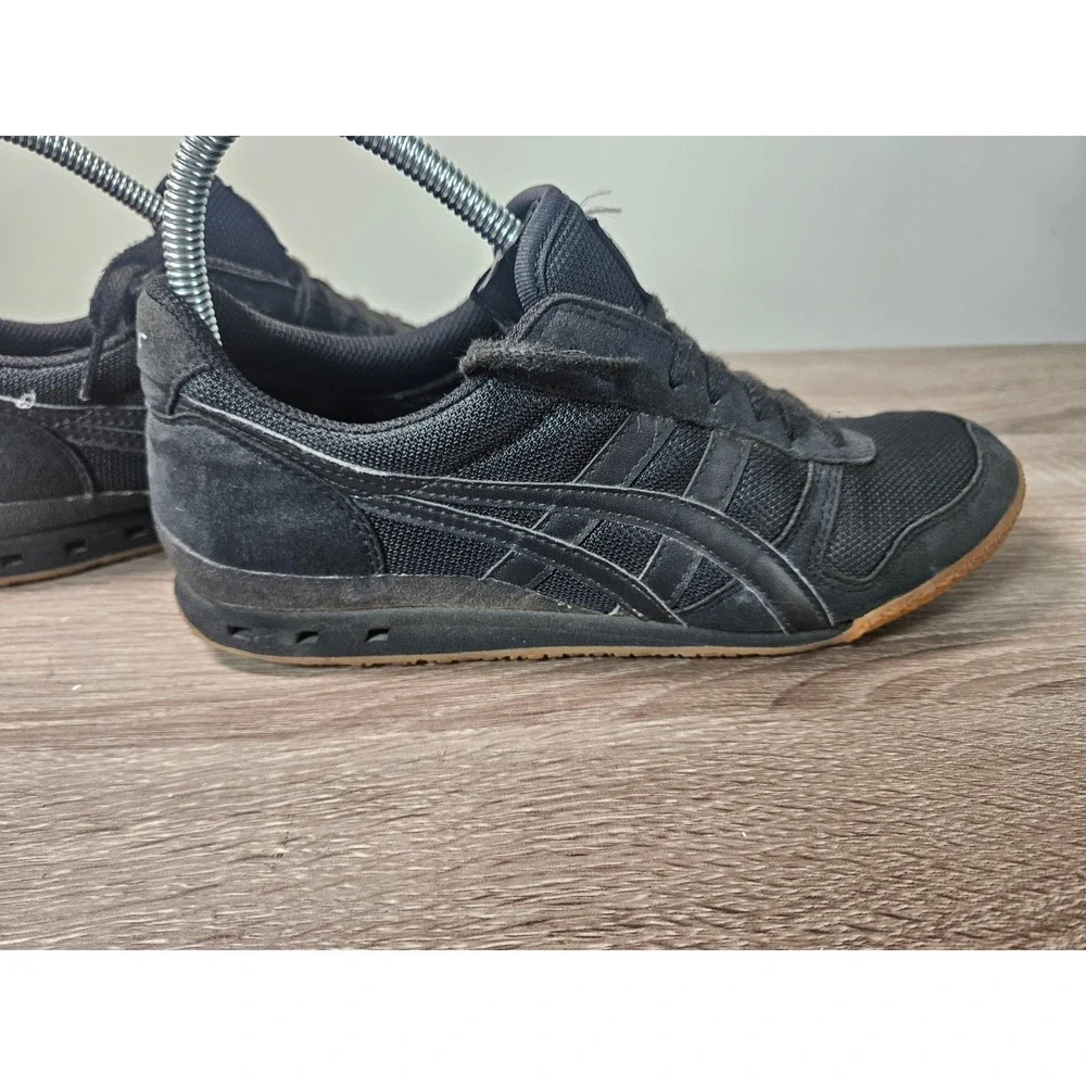 Onitsuka Tiger Ultimate 81 Black Gum Sneakers Mens 6.5 Womens 8 D626N Low Top